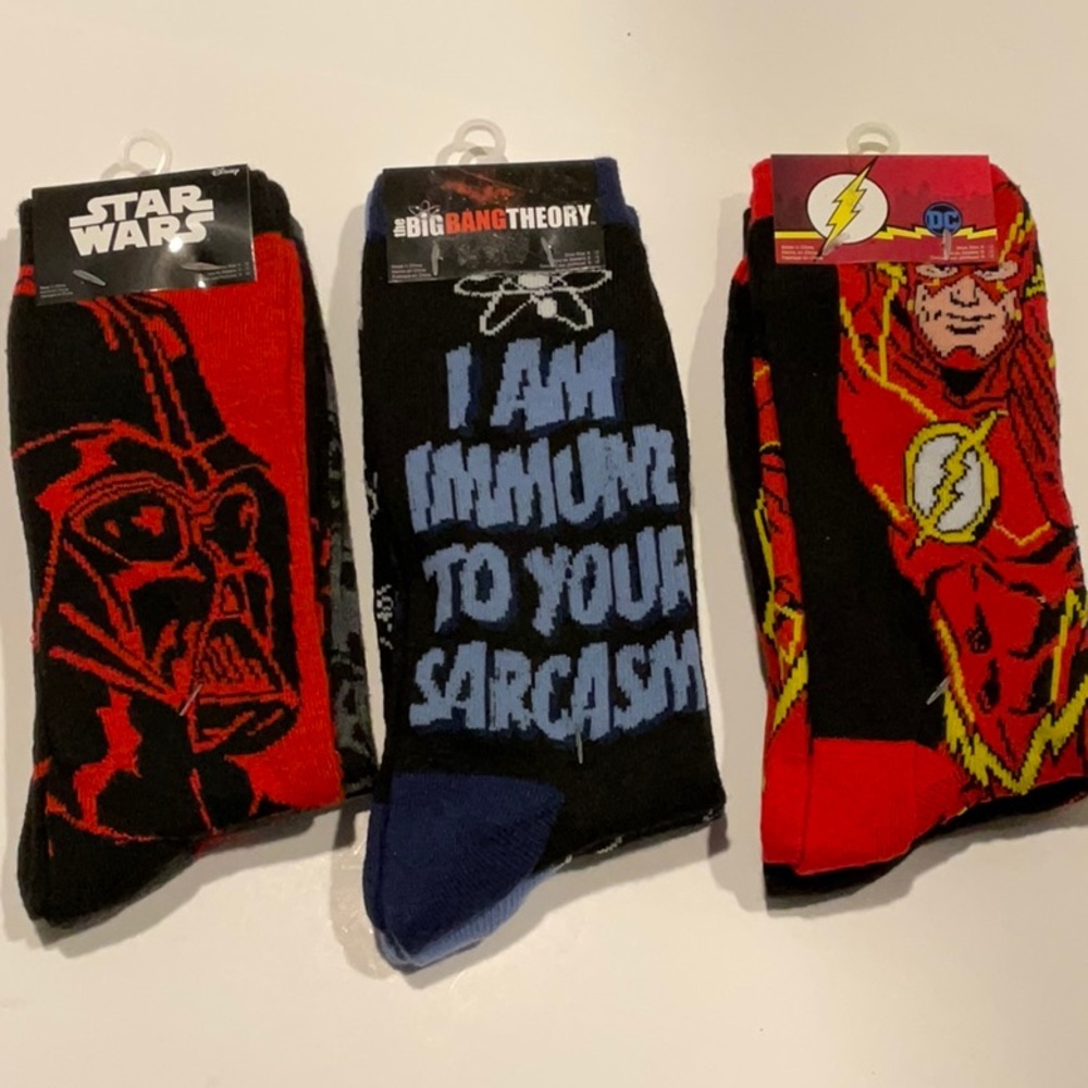 (B47) Bundle 6 Pairs of Socks Size 10-13 Flash Star Wars Big Bang Theory